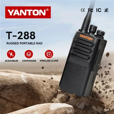 Profesionální ruční rádiový transceiver